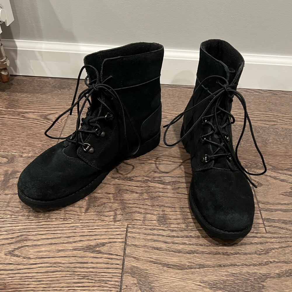 Black North Fave Boots